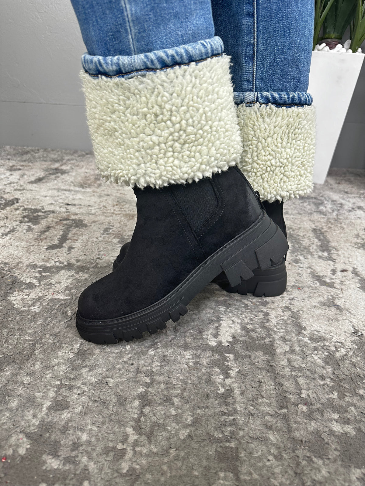 Bring On The Snow Black Suede Boots - SHO2753BK