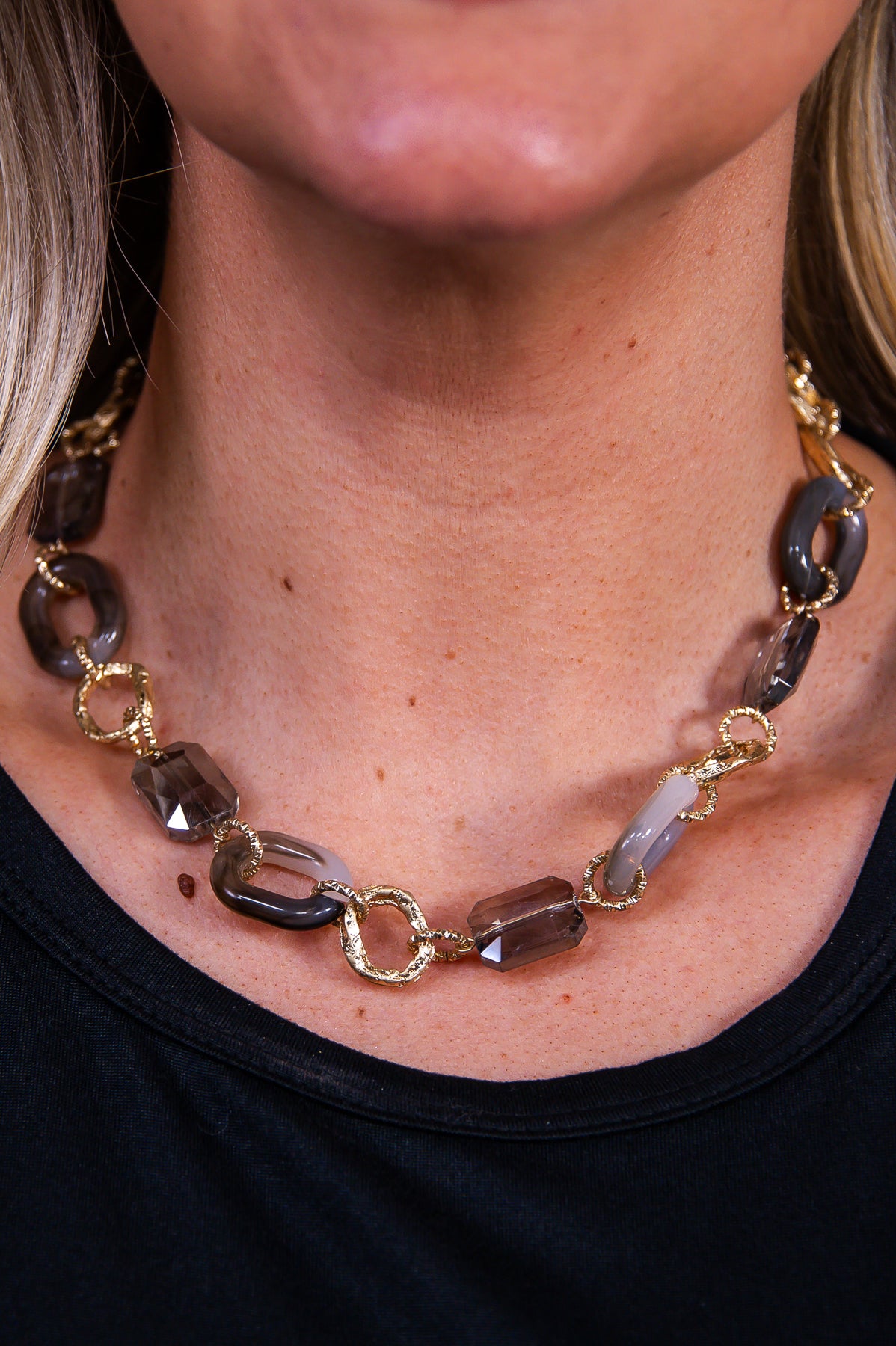 Gray/Gold Chain Link Necklace - NEK4359GR