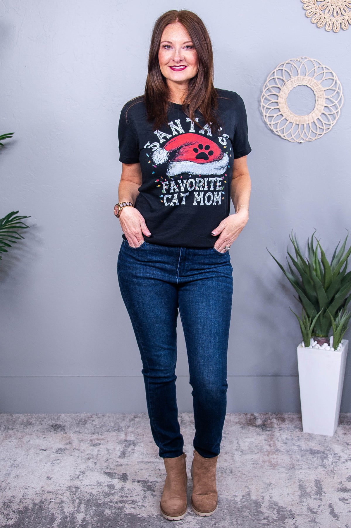 Santa's Favorite Cat Mom Black Graphic Tee - A3743BK