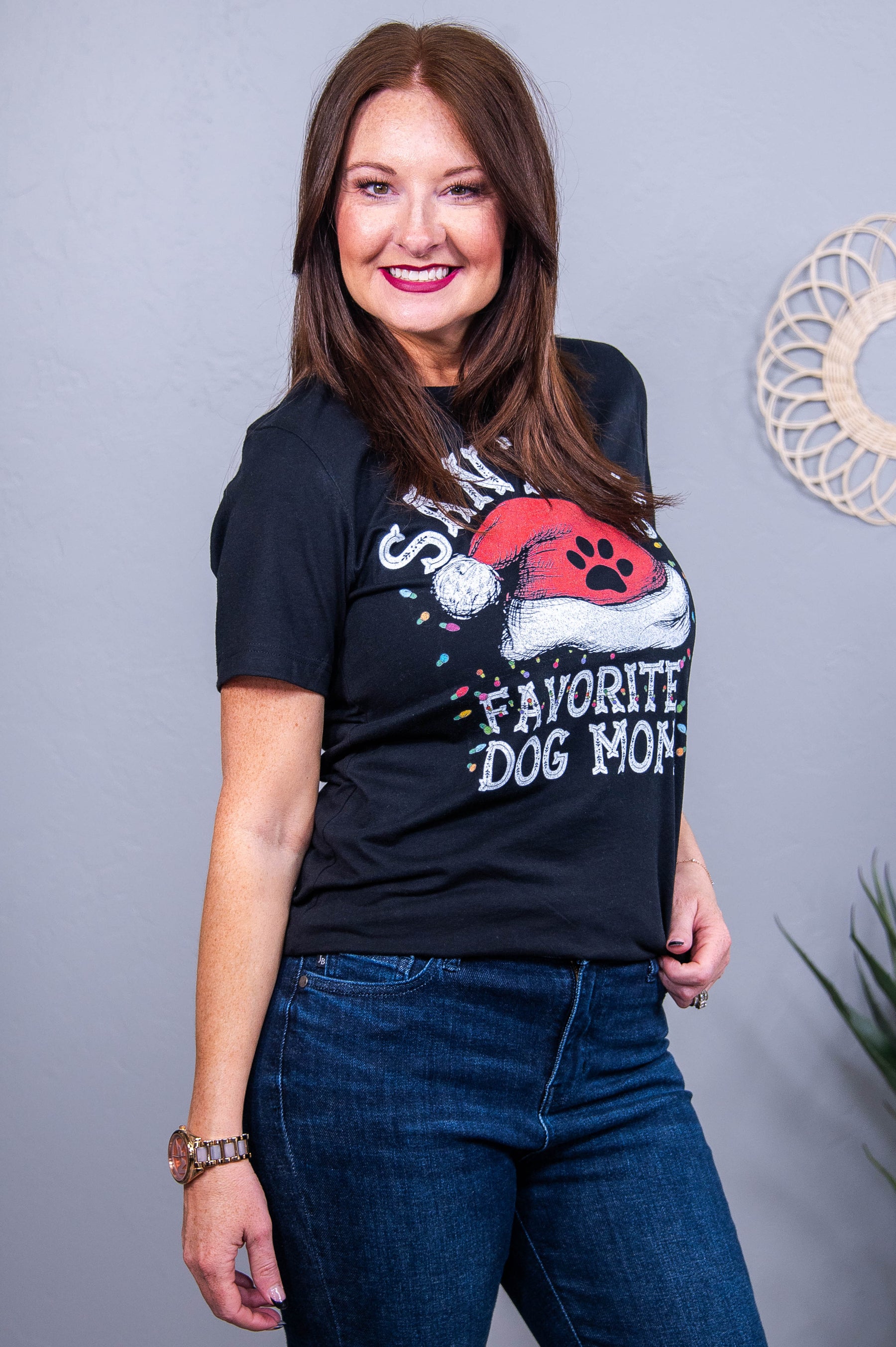 Santa's Favorite Dog Mom Black Graphic Tee - A3742BK