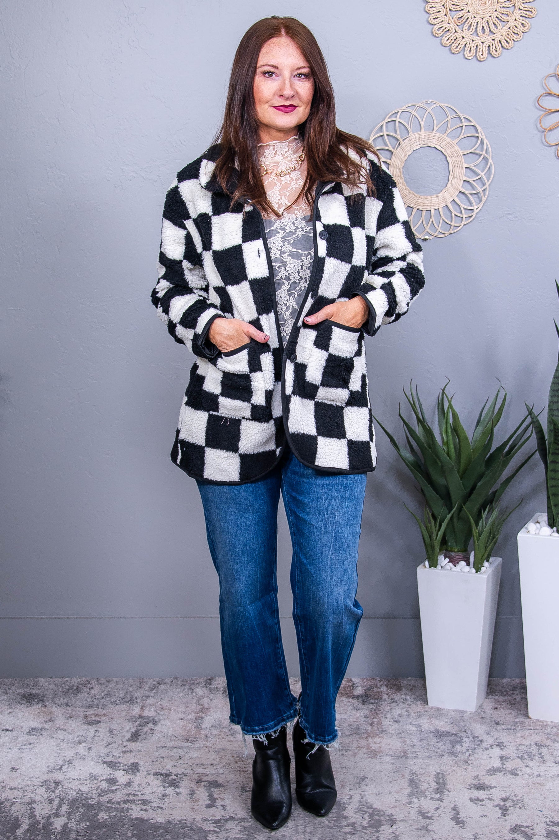 Hello Cold Days Black/White Checkered Sherpa Jacket - O5576BK