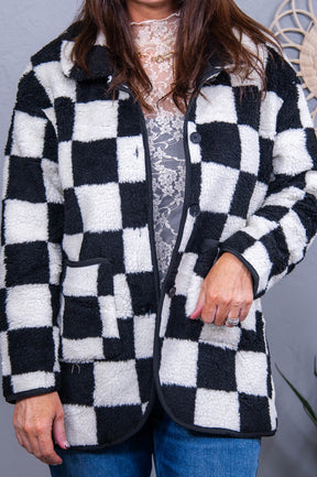 Hello Cold Days Black/White Checkered Sherpa Jacket - O5576BK