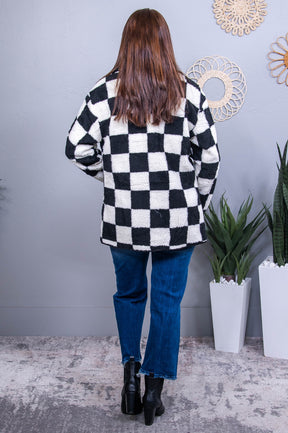 Hello Cold Days Black/White Checkered Sherpa Jacket - O5576BK