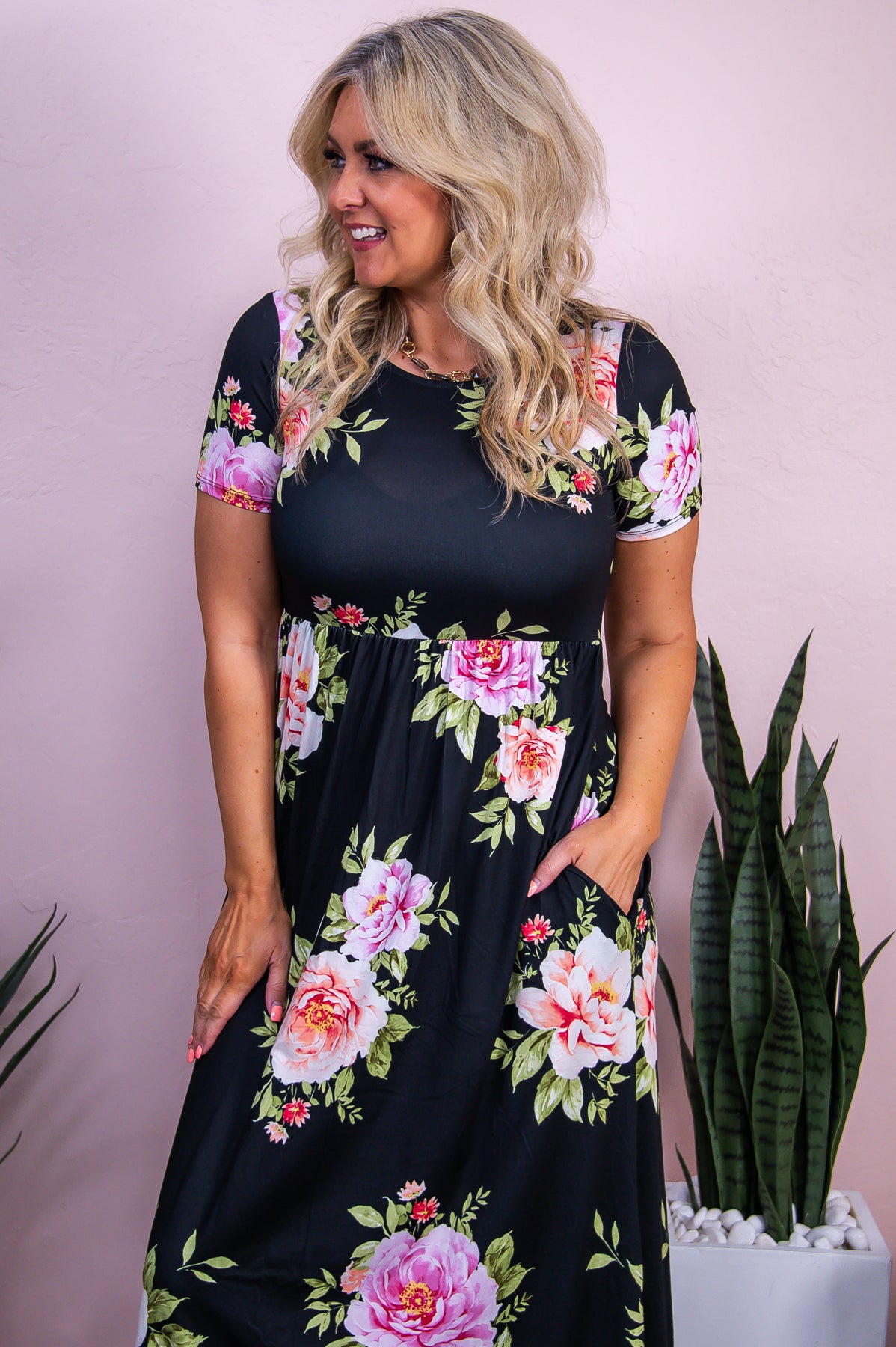 Southern Countryside Black/Multi Color Floral Maxi Dress - D5468BK