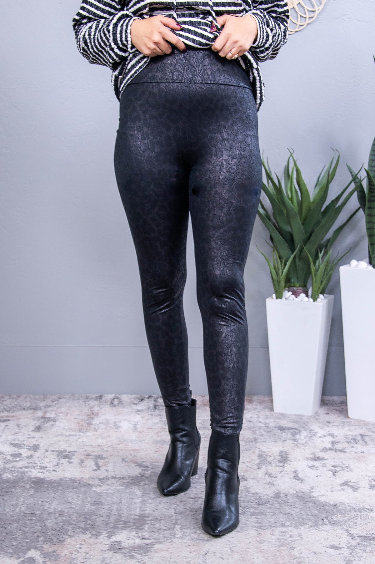 Unbeatable Memories Black/Gold Printed Faux Leather Leggings - LEG3111BK