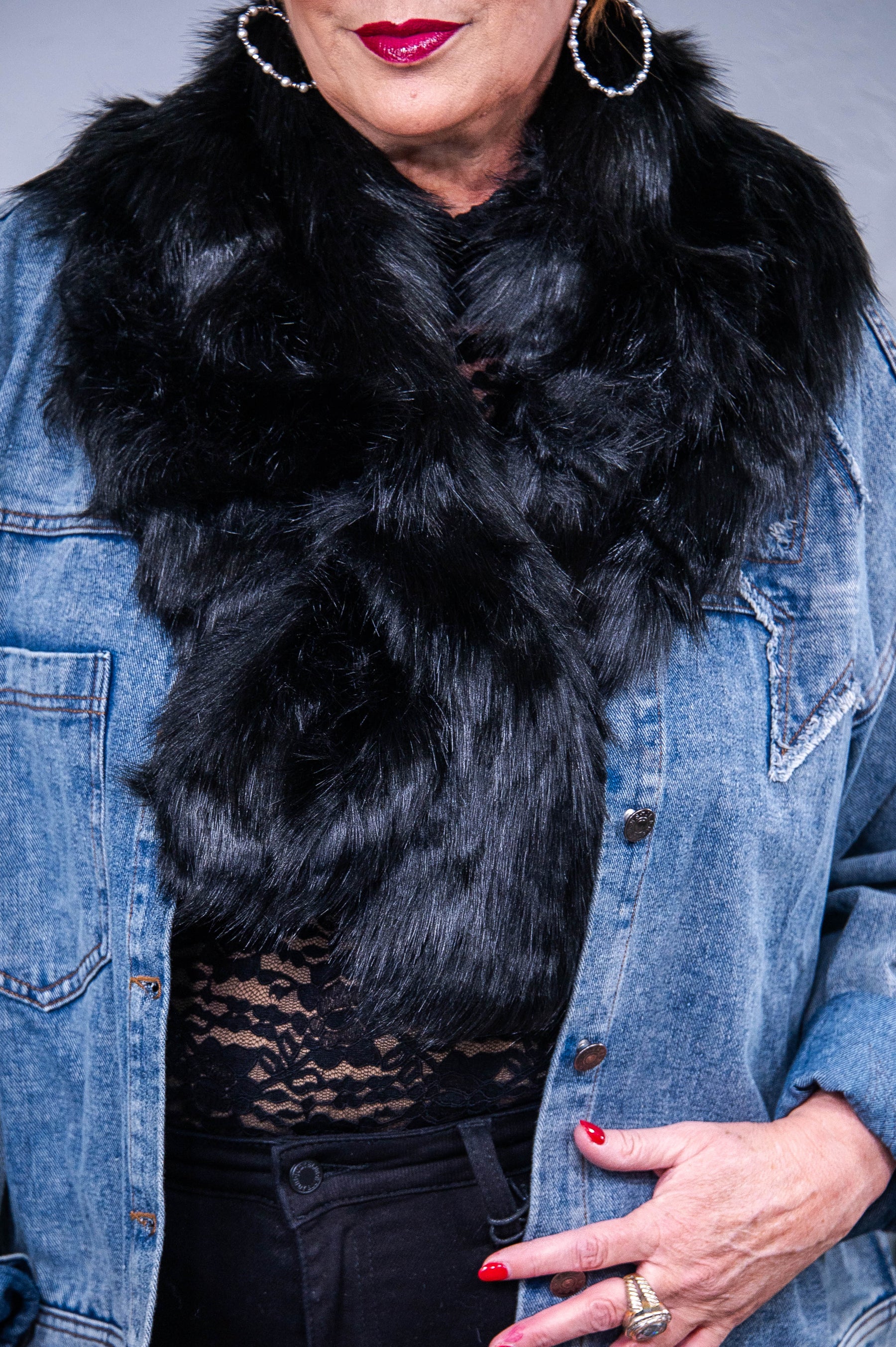 Black Faux Fur Stole - SCA1140BK