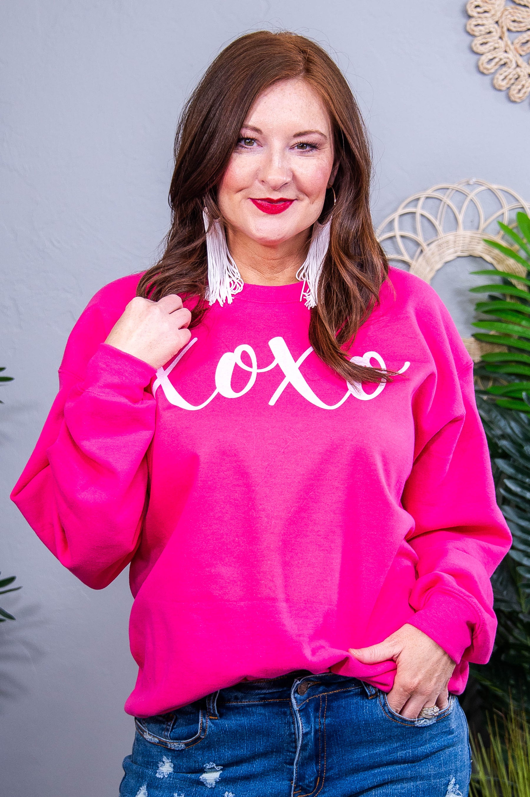 XOXO Cyber Pink/Heliconia Graphic Sweatshirt - A3897HE