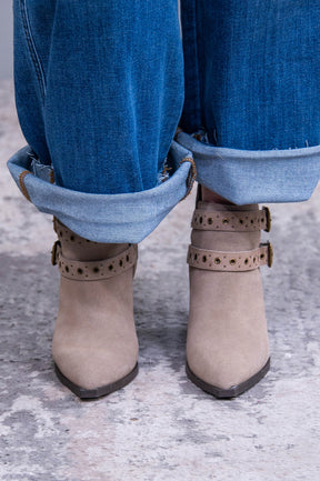 Elsa Leather Ankle Boot in Taupe