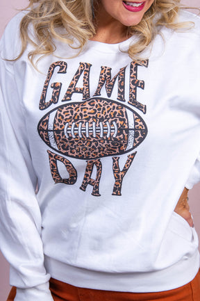 Game Day White Graphic Sweatshirt - A3532WH