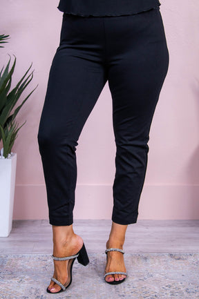 Tonight Looks Good On You Black Solid Cropped Pants - PNT1694BK