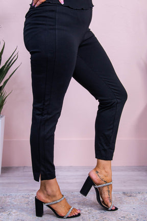 Tonight Looks Good On You Black Solid Cropped Pants - PNT1694BK