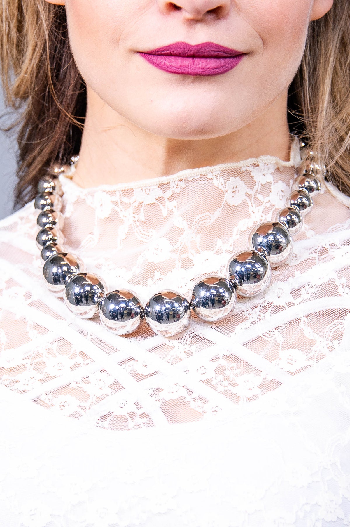 Silver Chunky Ball Statement Necklace - NEK4383SI