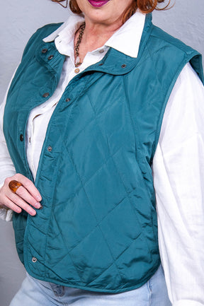 Layering Queen Quilted Puffer Vest in Hunter Green