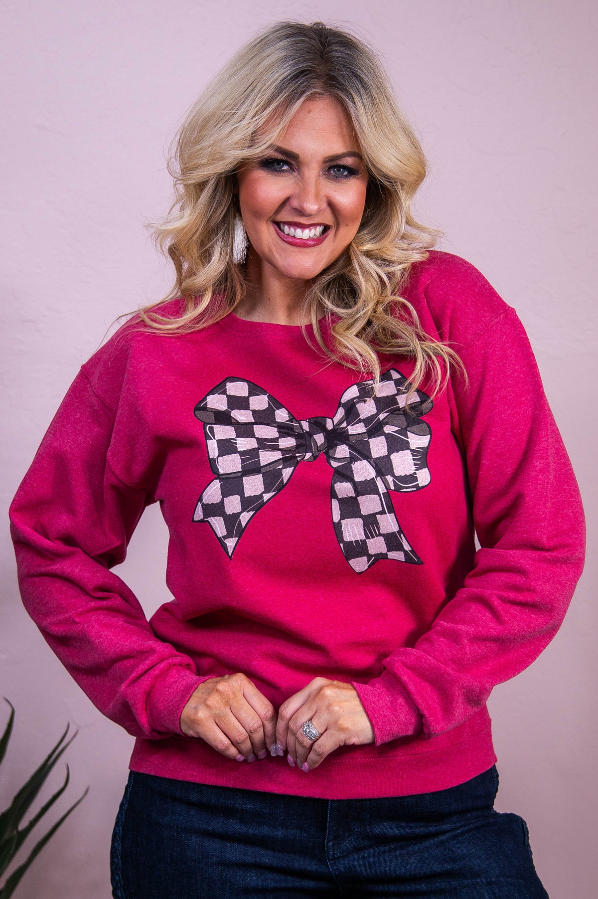 Makeup Bows & Painted Toes Vintage Red Checkered Bow Graphic Sweatshirt - A3546VHR