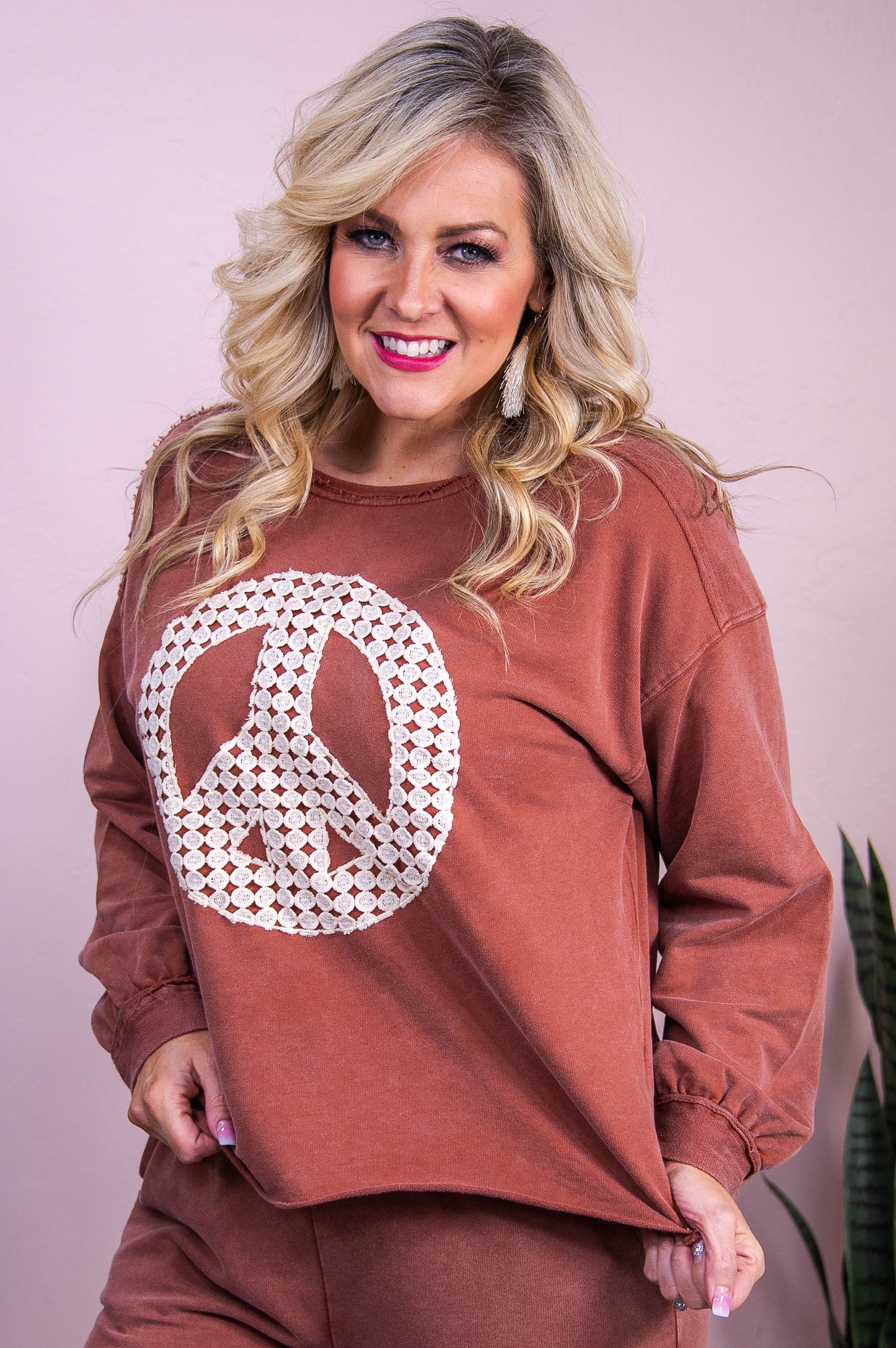 When The Leaves Turn Clay/Ivory Crochet Peace Sign Top - T10316CL