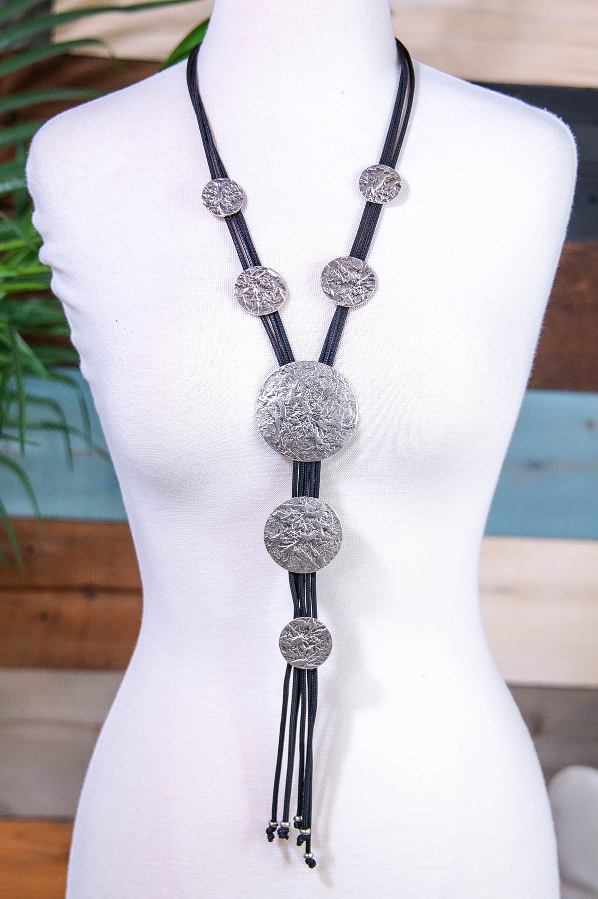 Silver Textured Disks on Black Cord Necklace - NEK4397SI