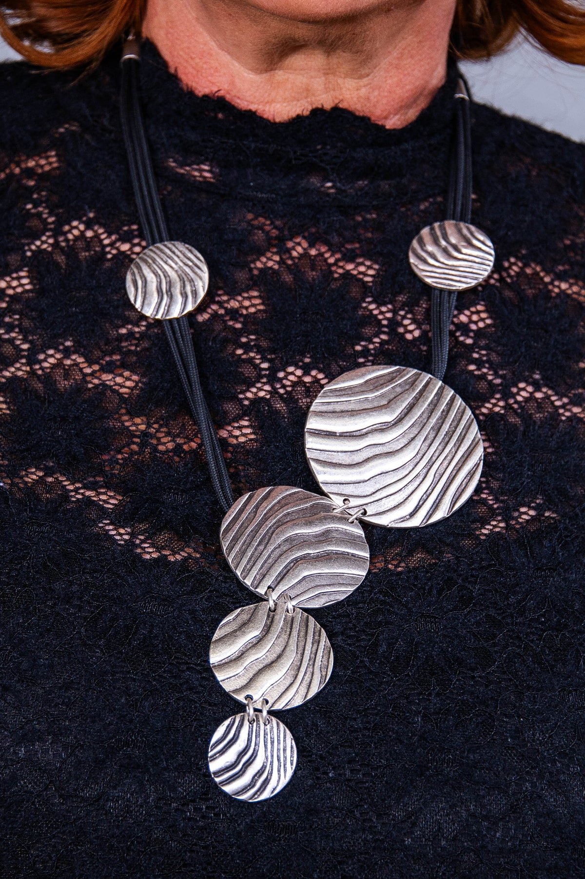 Silver Textured Disks on Black Cord Necklace - NEK4401SI