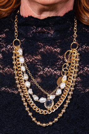 Gold Layered Pearl & Rhinestone Pendant Necklace - NEK4404GD