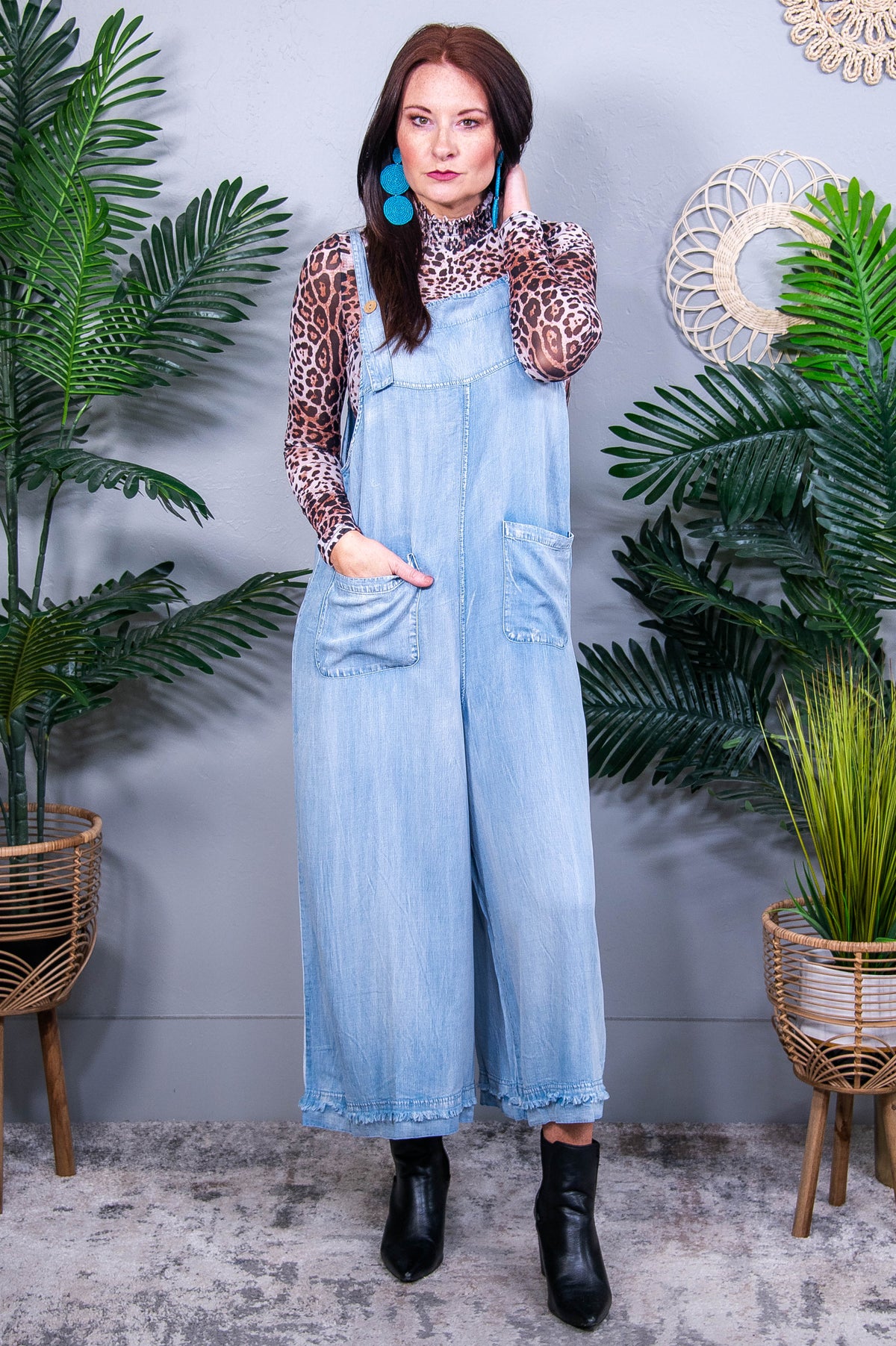 The Overall Look Wide Strap Wide Leg Overalls with Pockets