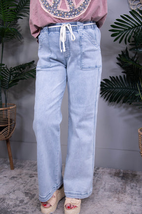 Leah Straight Leg Jean with Pockets