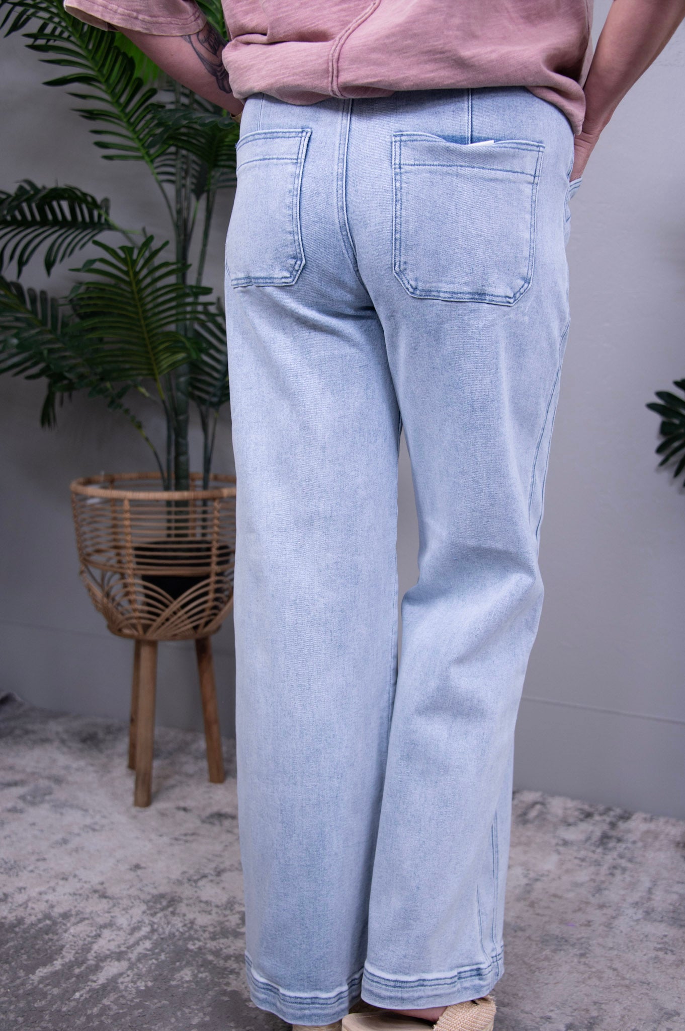 Leah Straight Leg Jean with Pockets