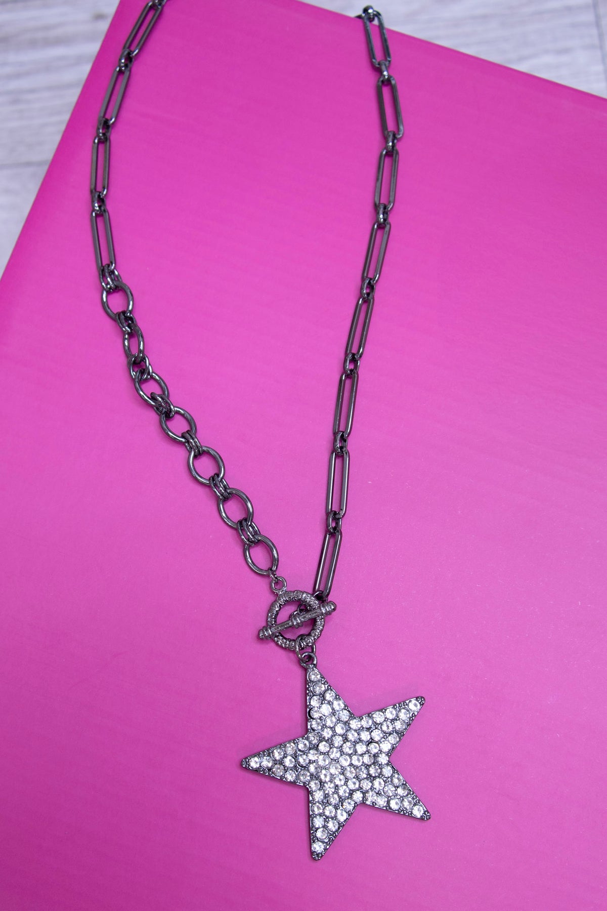 Hematite Chain with Rhinestone Star Pendant Necklace - NEK4411HM