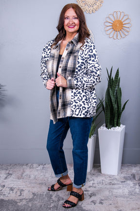 Home For The Harvest Black/Multi Color Plaid/Printed Jacket - O5569BK