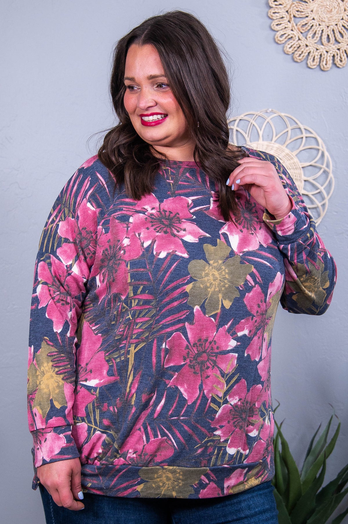 Cue The Chic Navy/Multi Color Floral Top - T10455NV