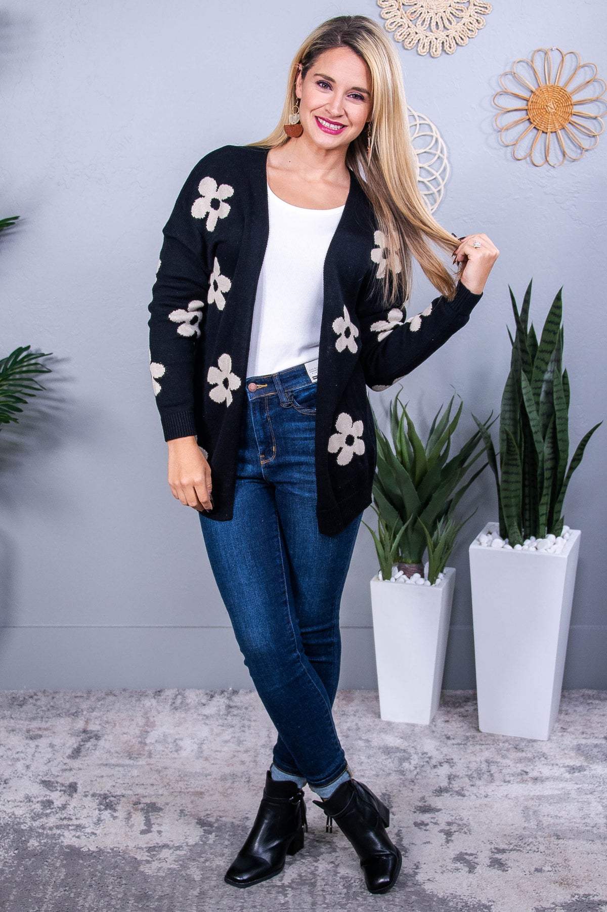 Start With Love Black/Beige Floral Knitted Cardigan - O5536BK