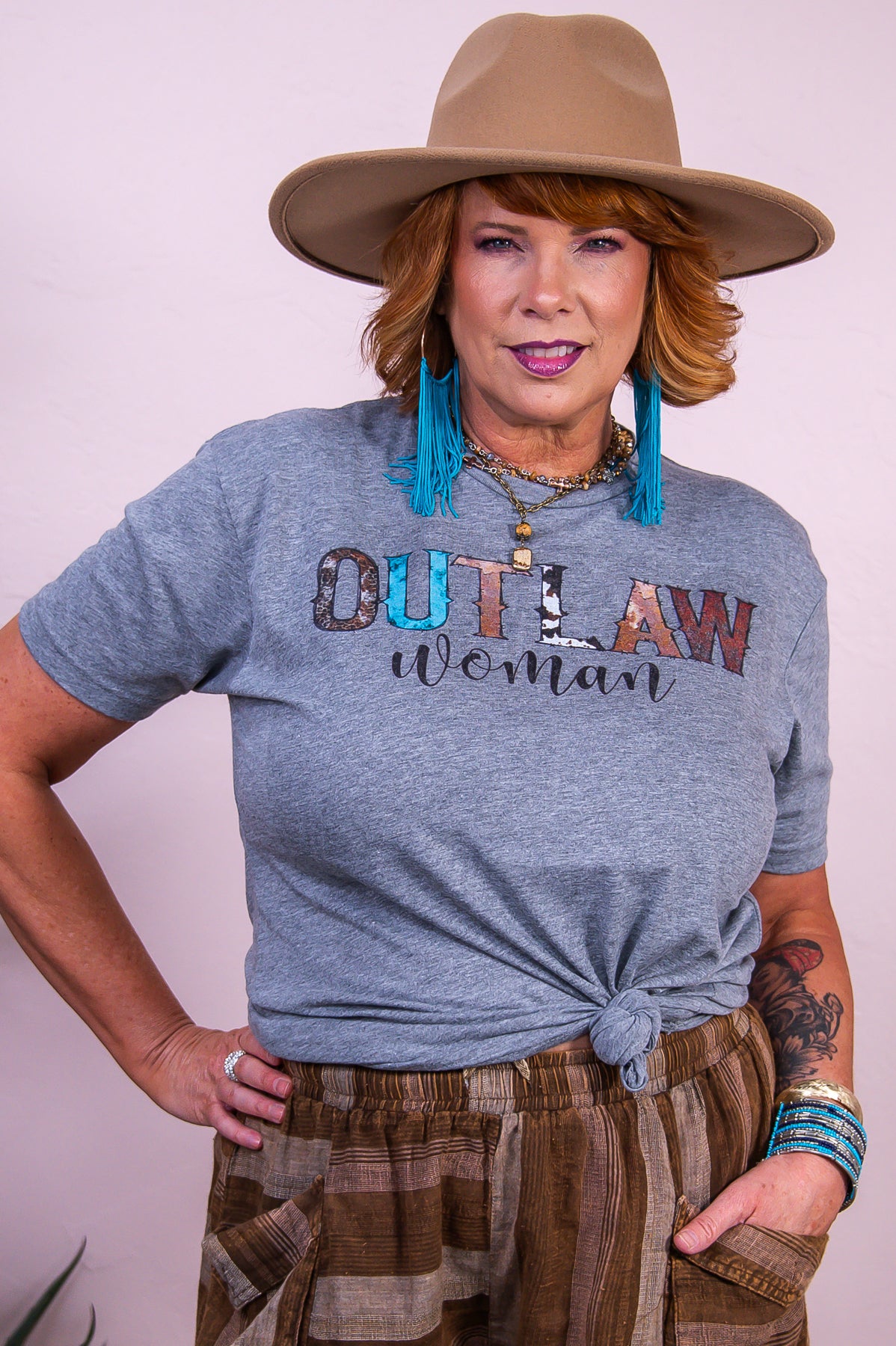 Outlaw Woman Premium Heather Gray Graphic Tee - A3424PHG