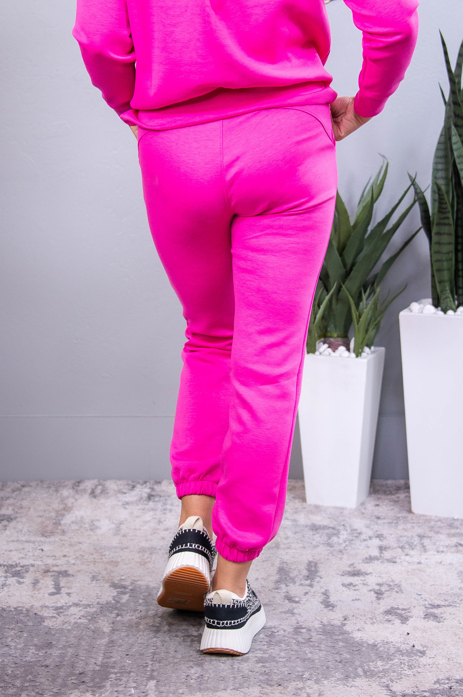 Travel Collection Malibu Hot Pink Solid Joggers - PNT1743HPK