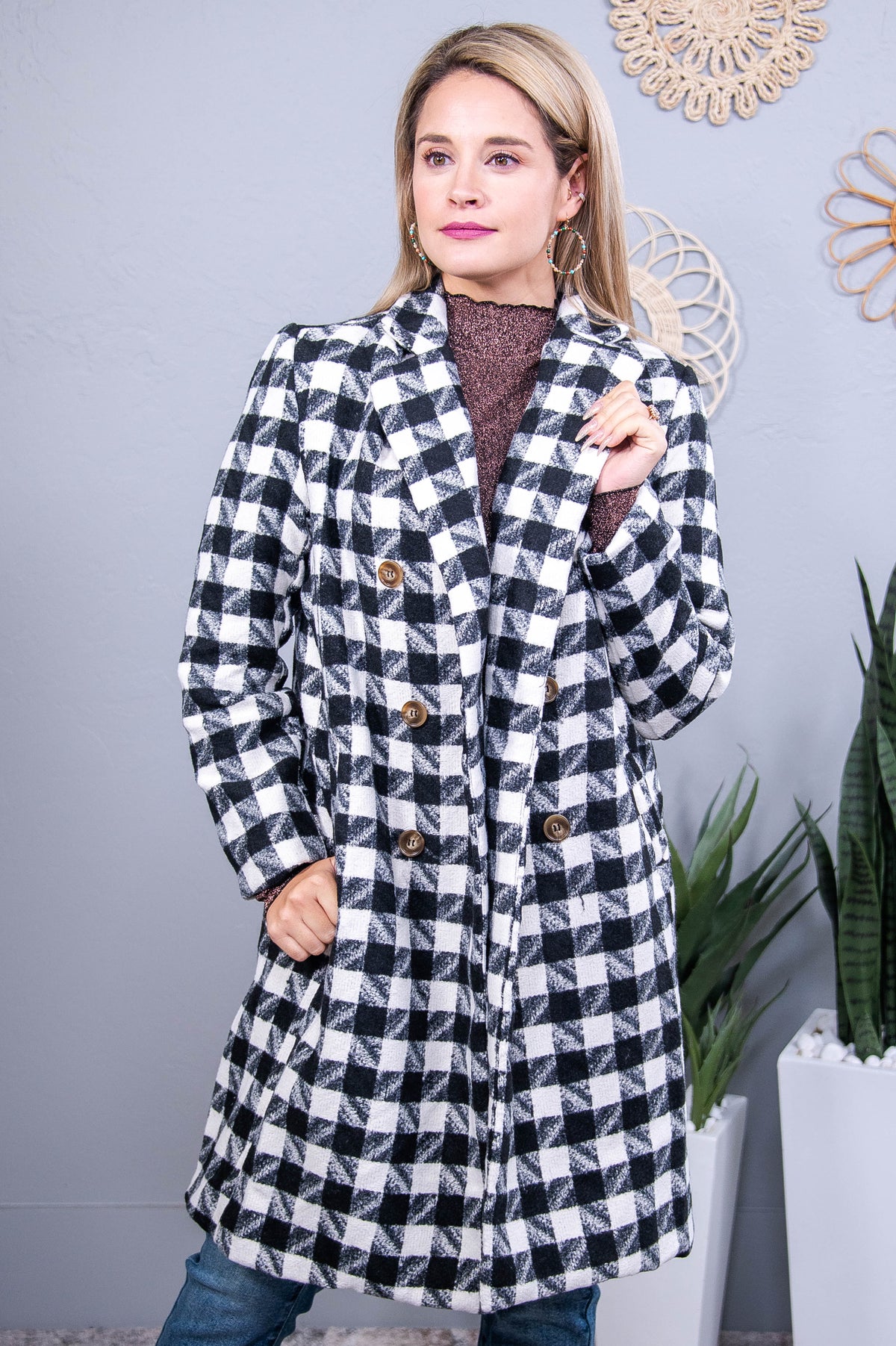 Big City Adventures Black/Ivory Checkered Long Jacket - O5621BK