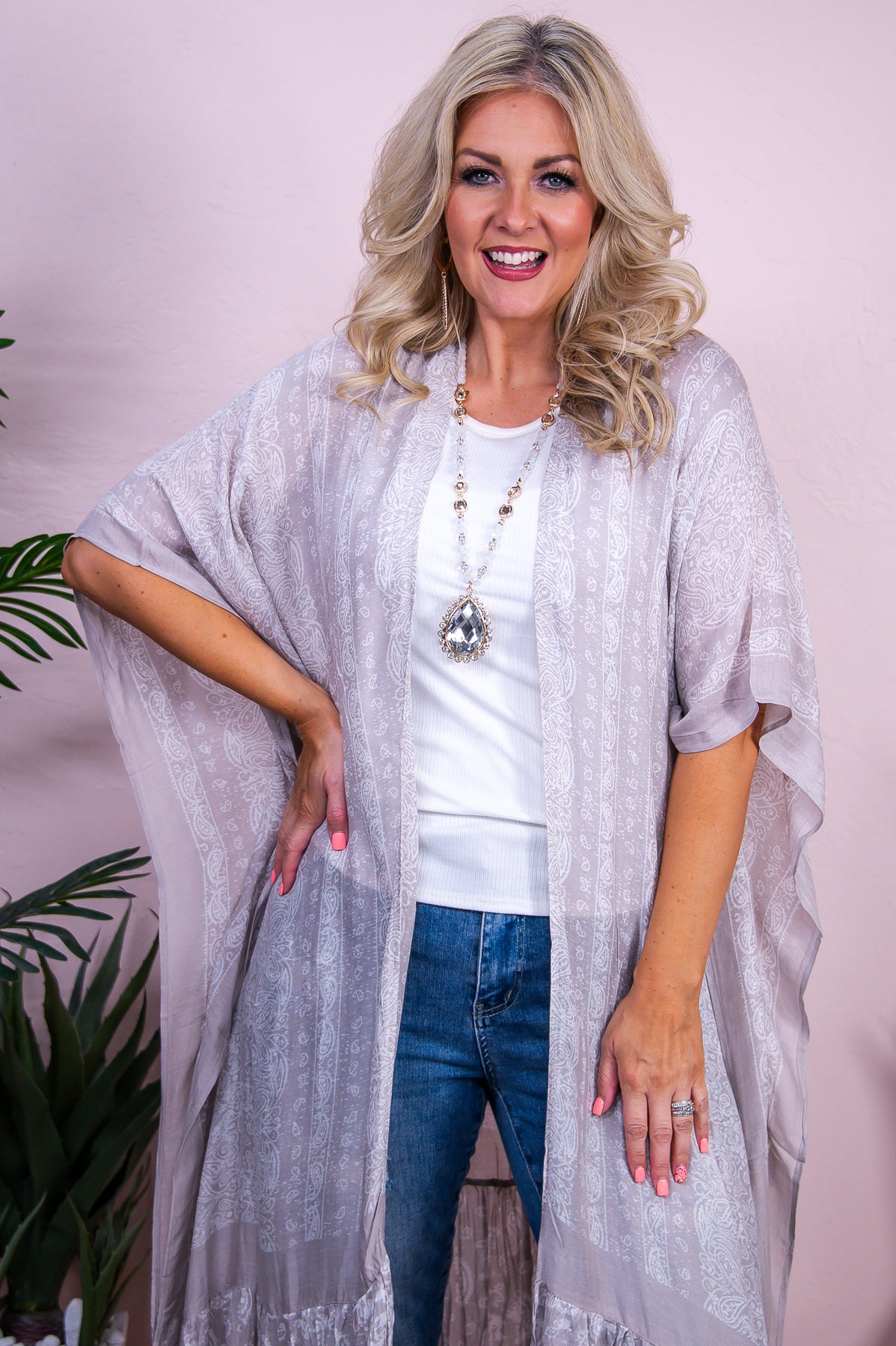 The Sun's Last Kiss Gray/Ivory Paisley Kimono (One Size 4-18) - O5497GR