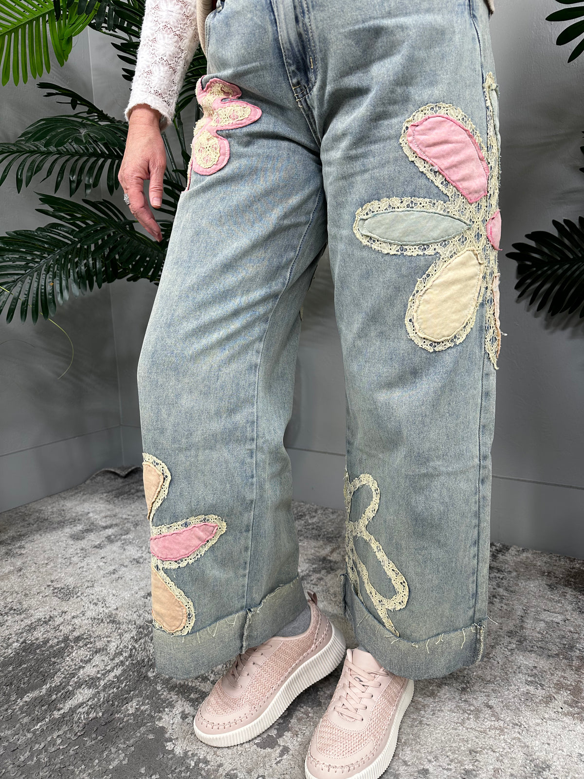 Aster Light Denim/Pink Floral/Embroidered Jeans - K1274DN