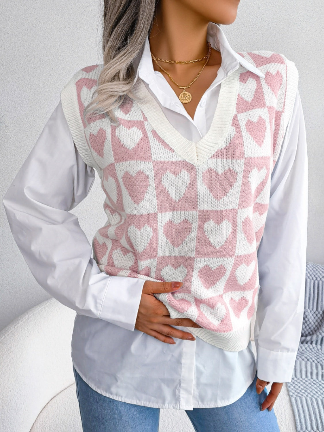 She's A Heartbreaker Heart Printed V-Neck Sweater Top(3 Colors)