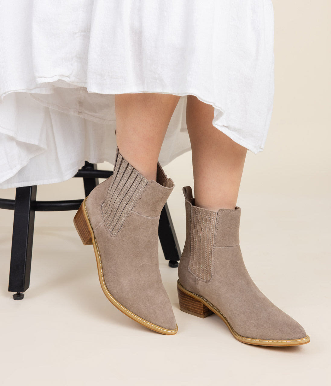 Leonor Suede Ankle Boot in Taupe