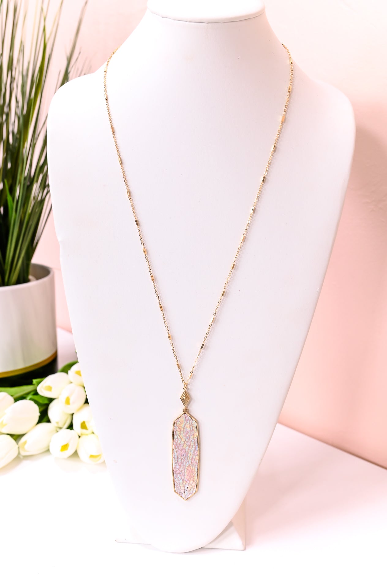 Gold/Multi Color Iridescent Pendant Necklace - NEK4128GO